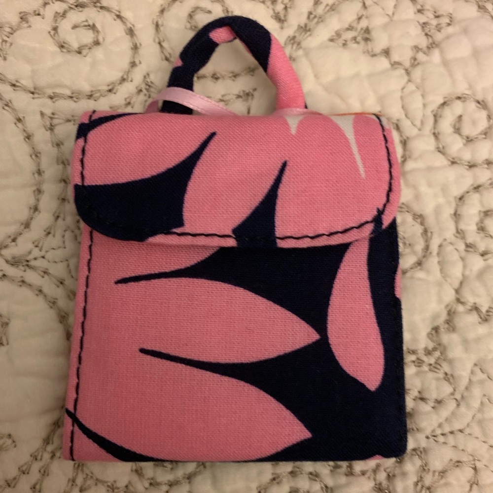 Vera Bradley - two way mirror